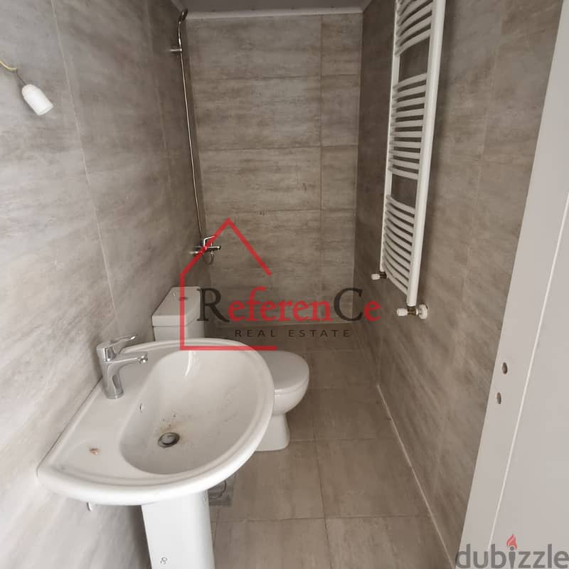 Summer appartment for sale in baabdetشقة صيفية للبيع في بعبدات 6