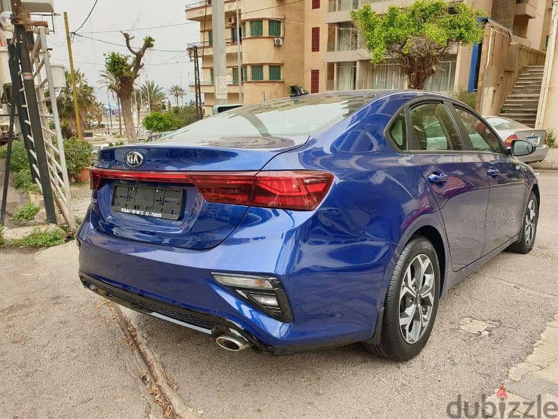 Kia Forte 2019 3