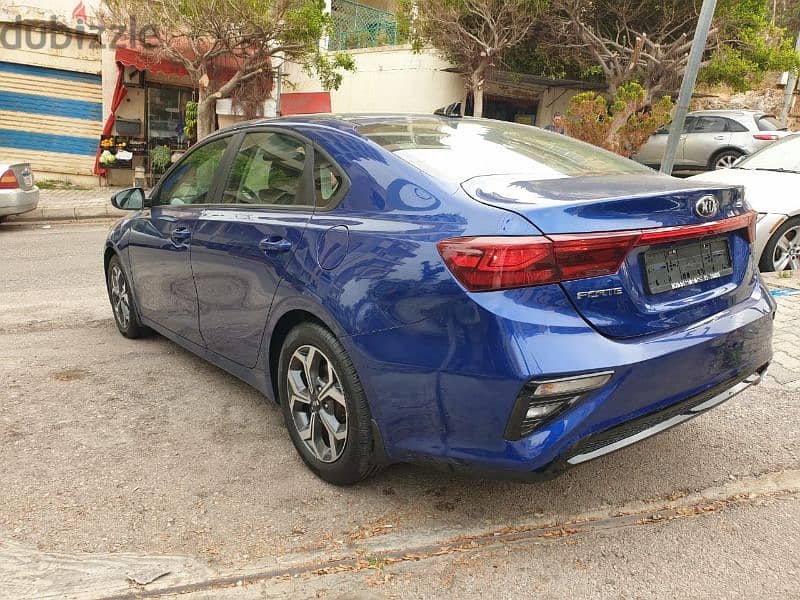 Kia Forte 2019 4