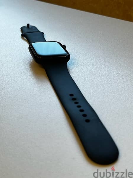 Apple Watch S8 45mm 4