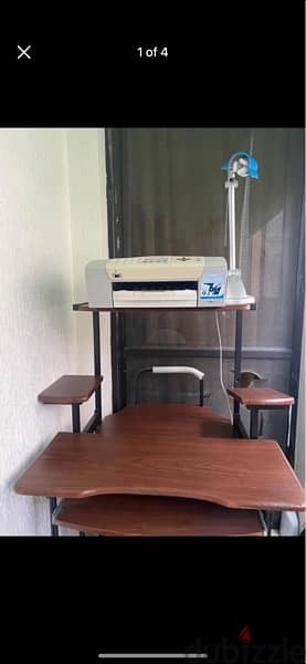 Printer with free desk 1