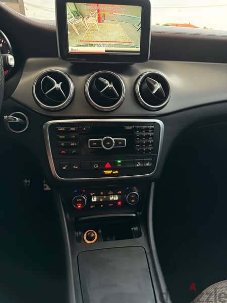 Mercedes-Benz GLA-Class 2015 11