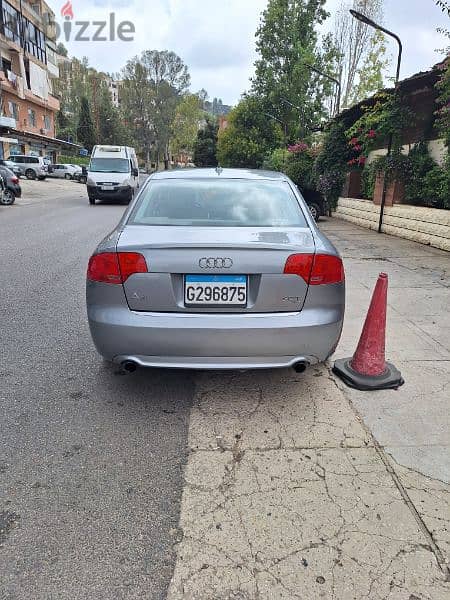 Audi A4 2008 1