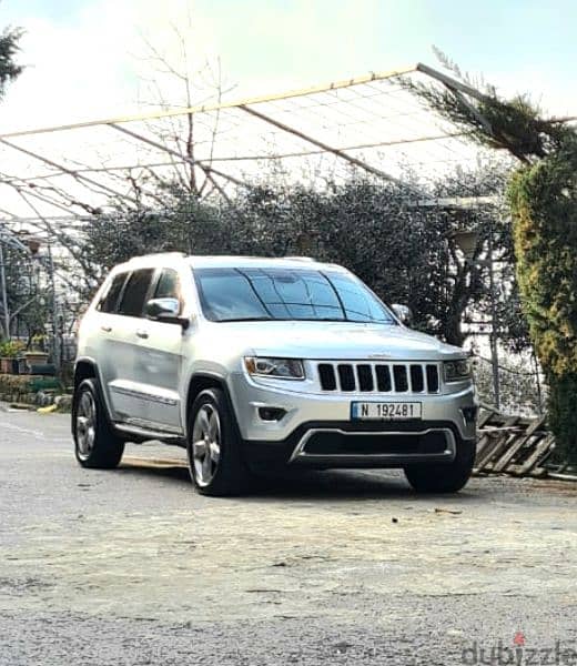 Jeep Grand Cherokee 2011 0