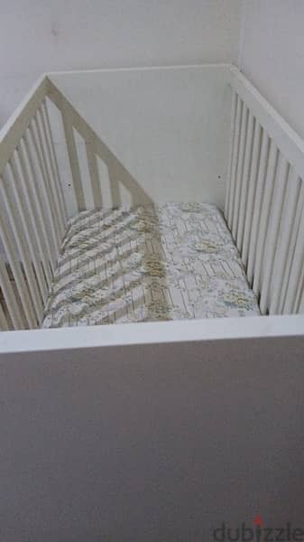 crib with mattress 1