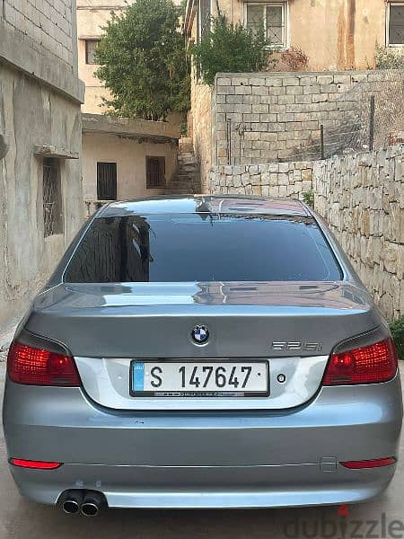 BMW 5-Series 2005 1