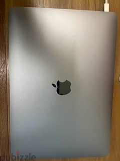 clean mac book used for short time 0