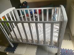 baby crib grey