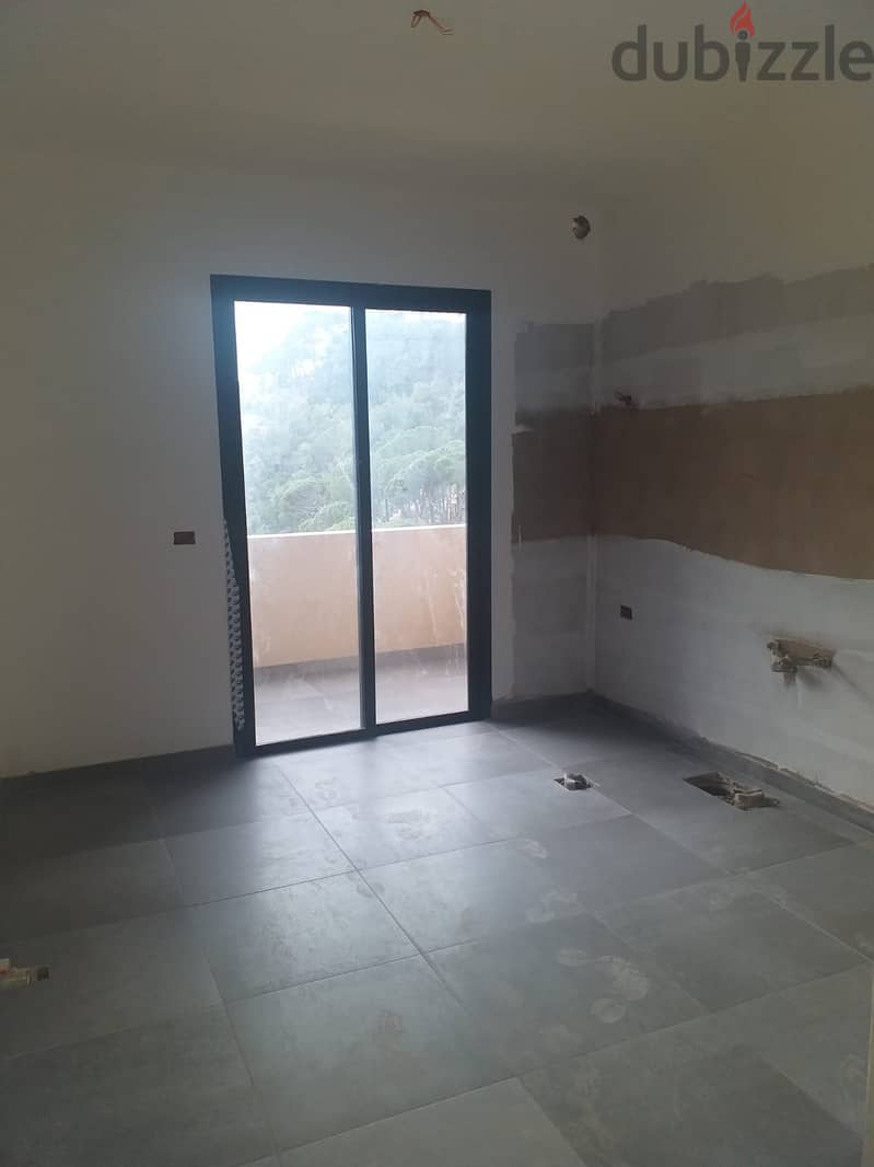 Brand New Apartment in Bsefrin Baabdat Bsefrin | Mountain view 2