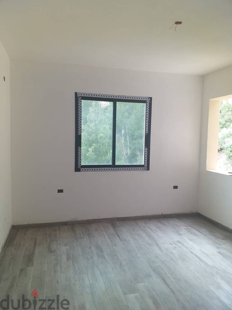 Brand New Apartment in Bsefrin Baabdat Bsefrin | Mountain view 6