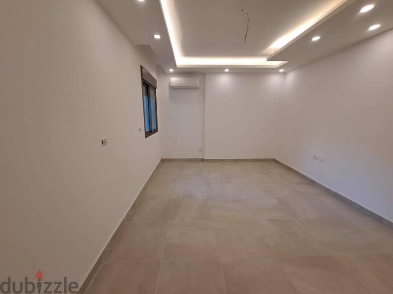 185m² Apartment with Mountain View for Sale in Hazmieh 2