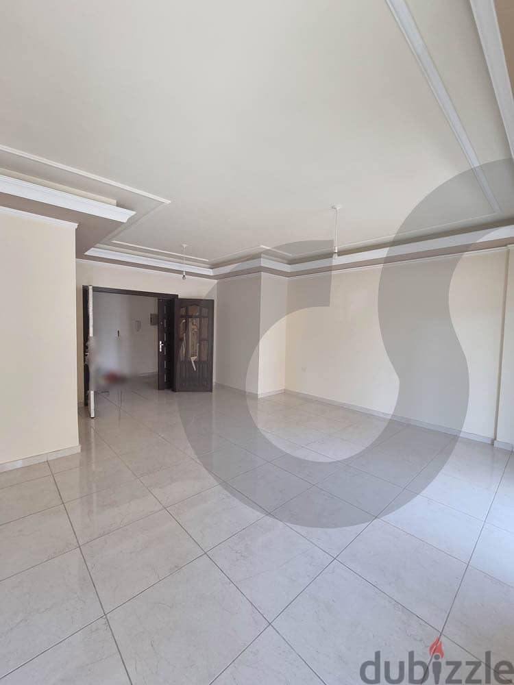 155 sqm apartment with an additional 40 sqm garden REF#MN105404 2