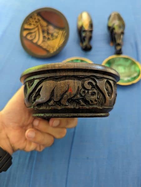 Hand Carved decorative African wooden bowl 1