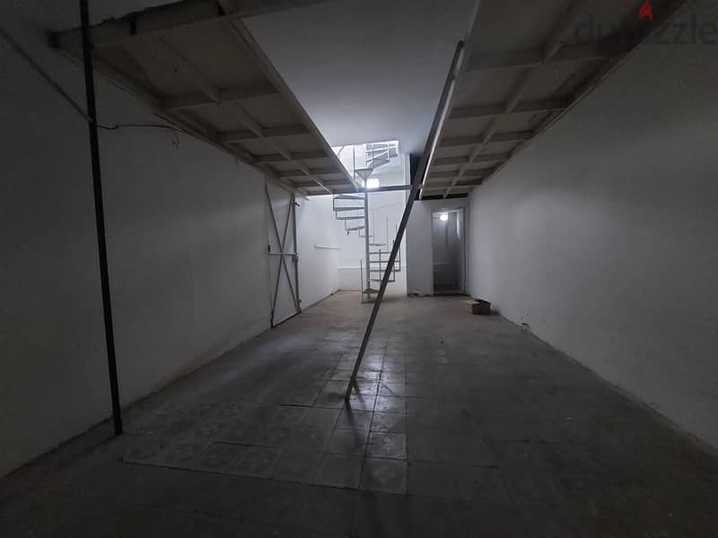 Shop for rent in Kornet Chahwan محل للإيجار في قرنة شهوان 4