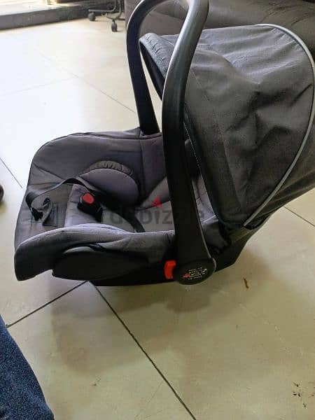 carseat verry good condition 0 to 13kg 1