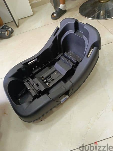 carseat verry good condition 0 to 13kg 3