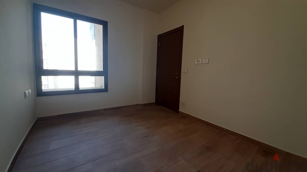 72 SQM Apartment For Sale In Achrafieh شقة للبيع في الأشرفية #HH86424 6