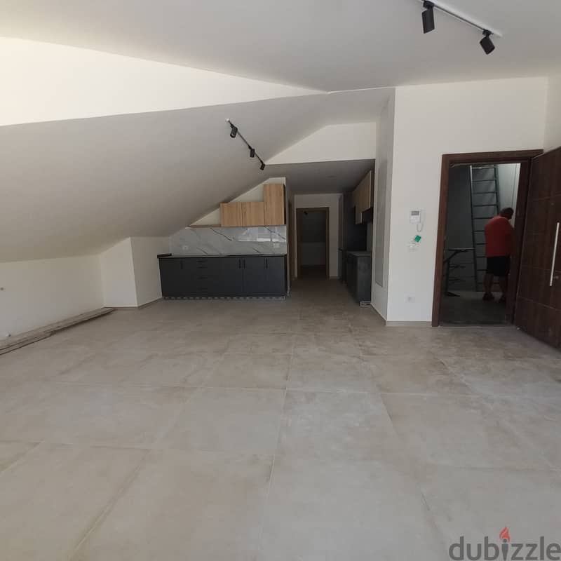 New built duplex in Biakout for saleدوبلكس جديد للبيع في بياقوت 13