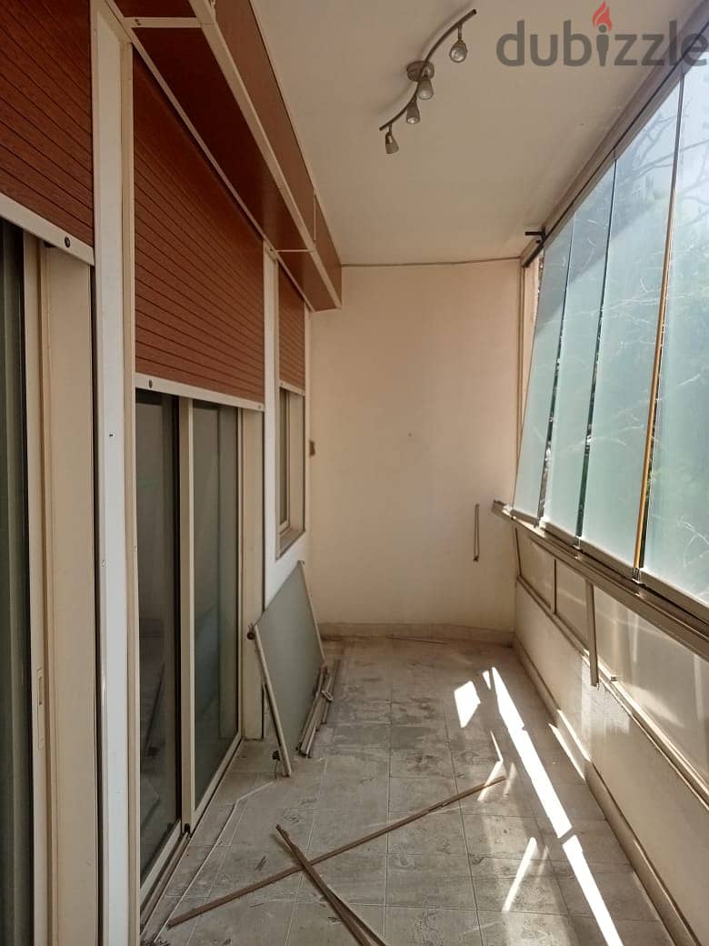 Apartment for sale in Achrafieh Abed EL Wahab need renovation 1