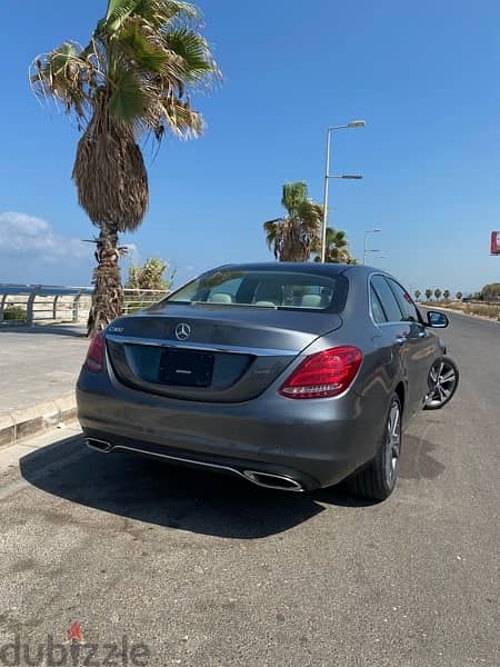 Mercedes-Benz C-Class 2017 1