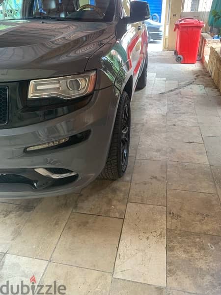 Jeep Grand Cherokee overland 5.7 Hemi 2011 /SRT 2018 12