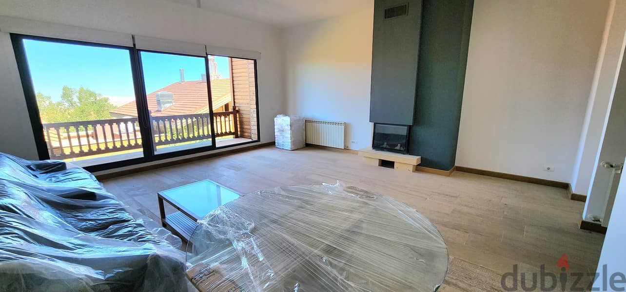 Chalet for sale in Ouyoun El simane/ Plateau/ Spacious 1