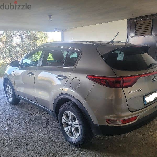 Kia Sportage 2017 4WD lebanese company source 7