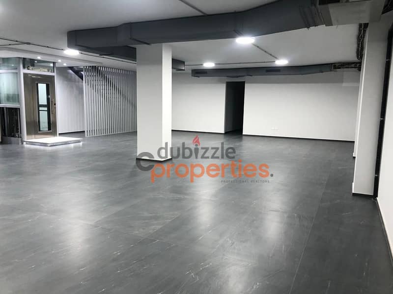 Showroom for rent in Sodeco معرض للإيجار في السوديكو CPBSAA05 2