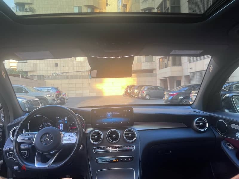 Mercedes-Benz GLC300 2020 AMG 15