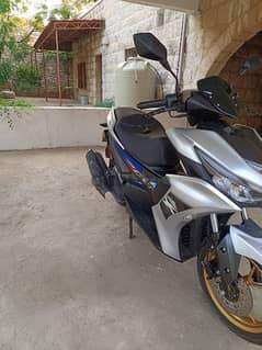 used like new. 
meshyeh 4000km
dawer w mshi 
pls contact 03419829
adham