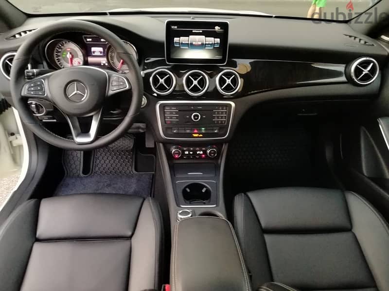 2016 Mercedes CLA 250 Original Look AMG Black Leather 3