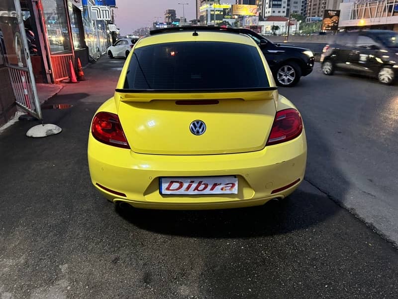 Volkswagen Beetle 2015 3