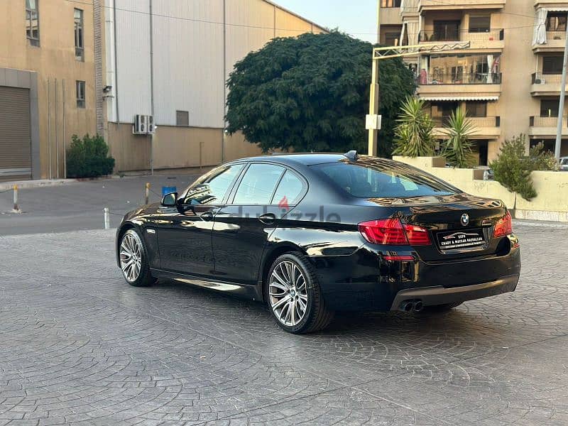 BMW 5-Series 2012 4