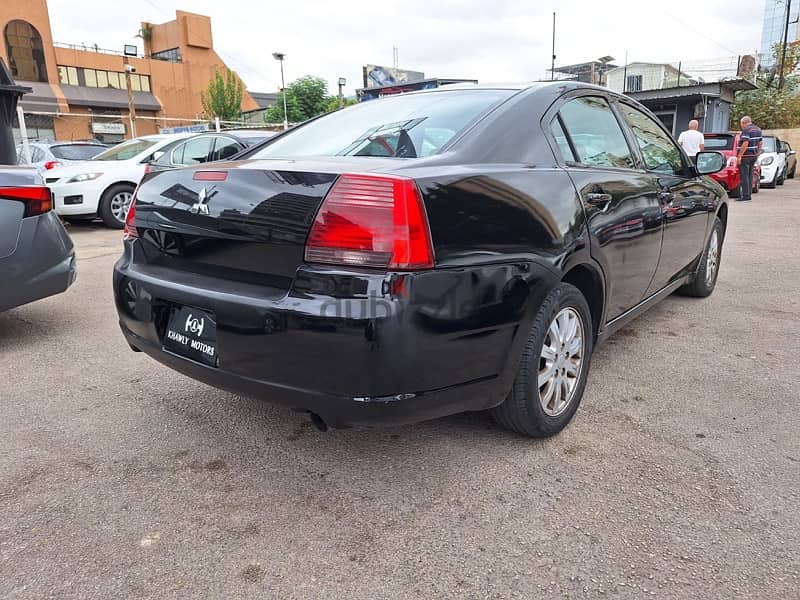 Mitsubishi Galant 2.4L one owner 7