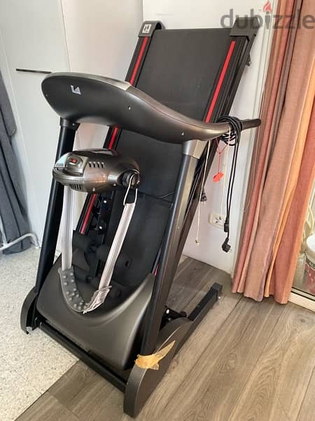 treadmill and Cardio machine 2