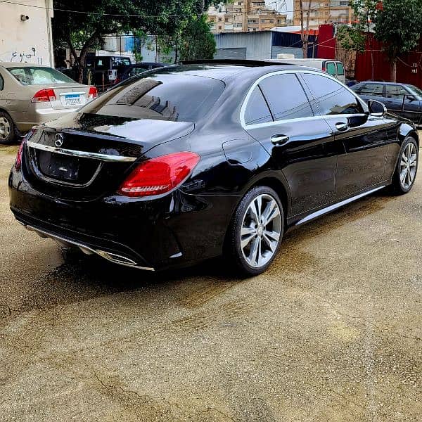 MERCEDES BENZ C300 AMG 4MATIC 99000 MILES 2015 اجنبية خارقة 3