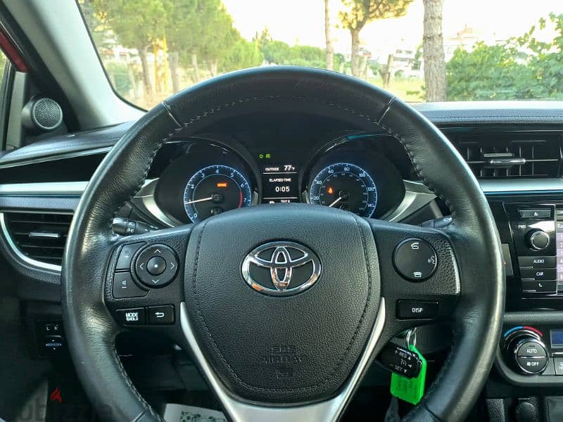 2016 TOYOTA COROLLA S 9