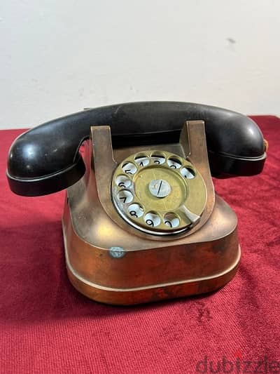 antique vintage cooper rotary telephone تلفون انتيك نحاس احمر