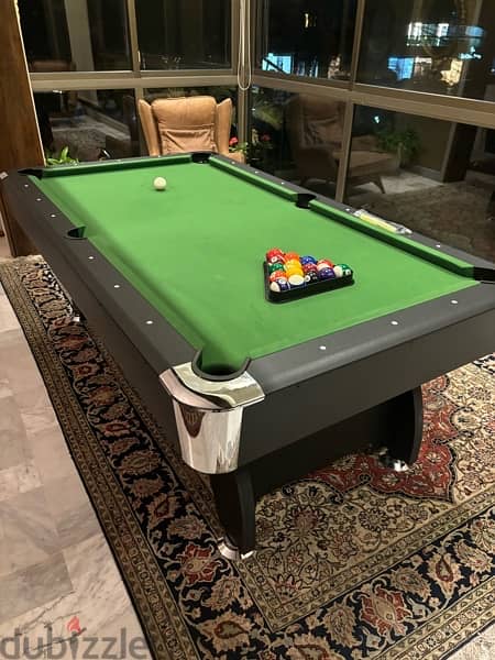 Pool table 7 feet 1