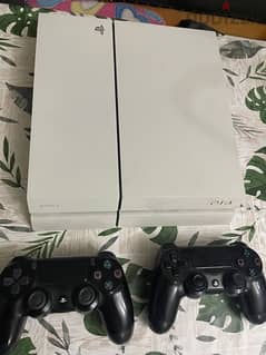 ps4 barely used and refurbished for better use