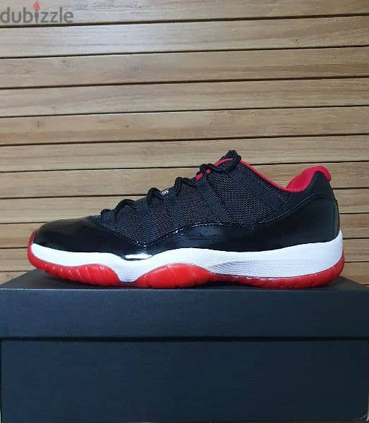 Air Jordan 11 Low" Bred "2015 0