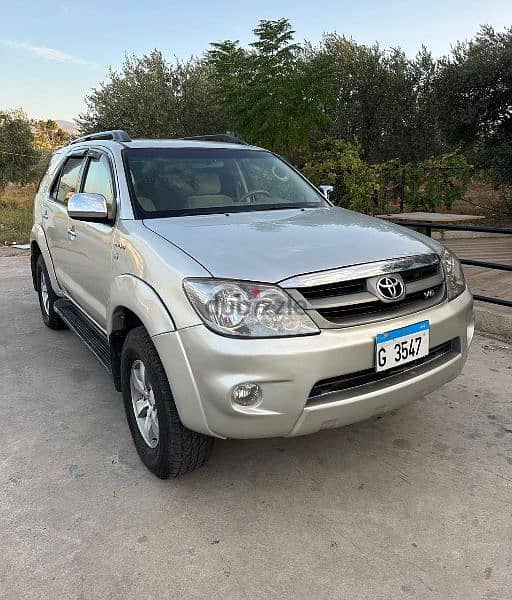 Toyota Fortuner 2006 1