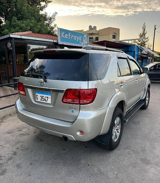 Toyota Fortuner 2006 2