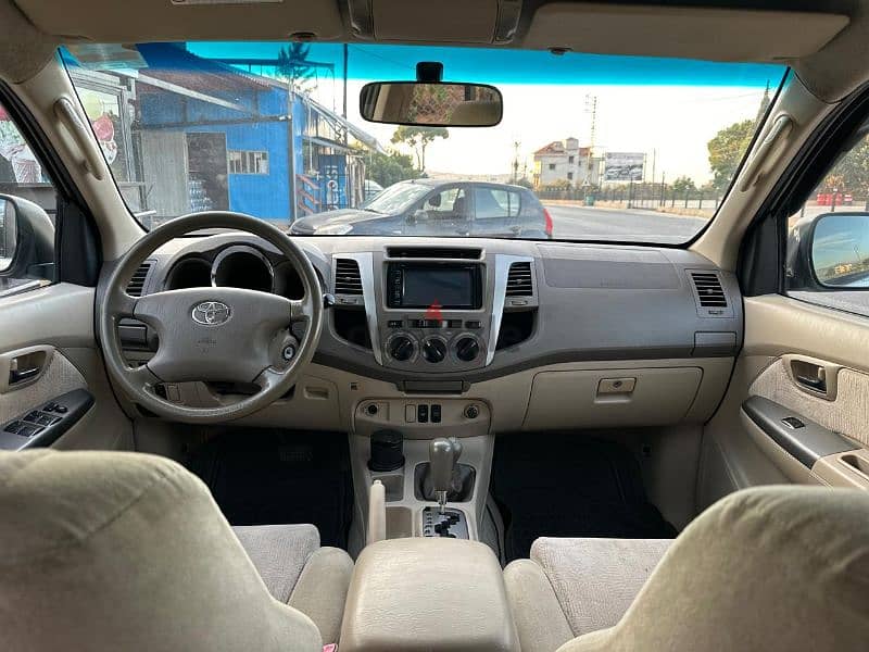 Toyota Fortuner 2006 4