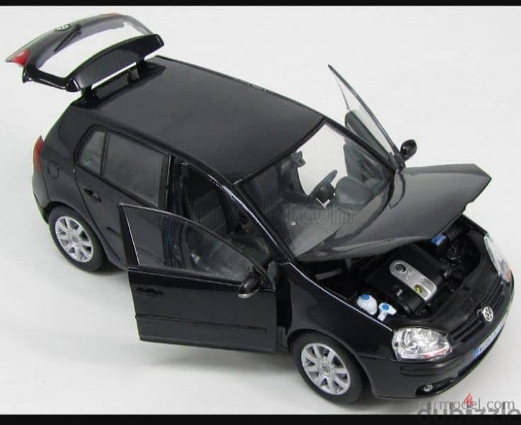 Golf V (1.6 FSI) diecast car model 1;18. 5