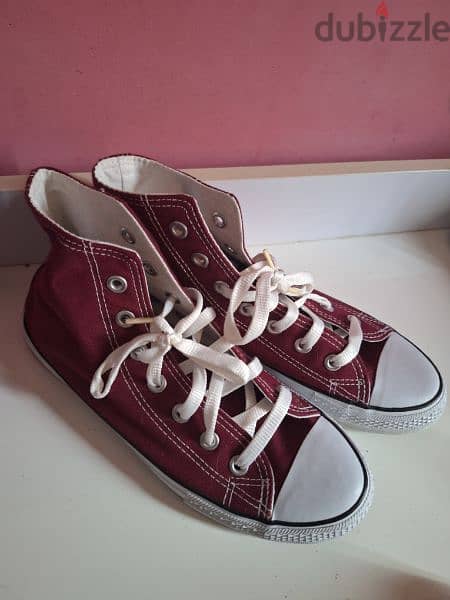 Maroon Converse 1