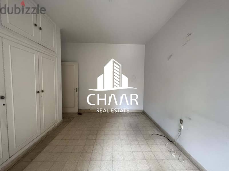 R1583 Spacious Apartment for Sale in Achrafieh 5