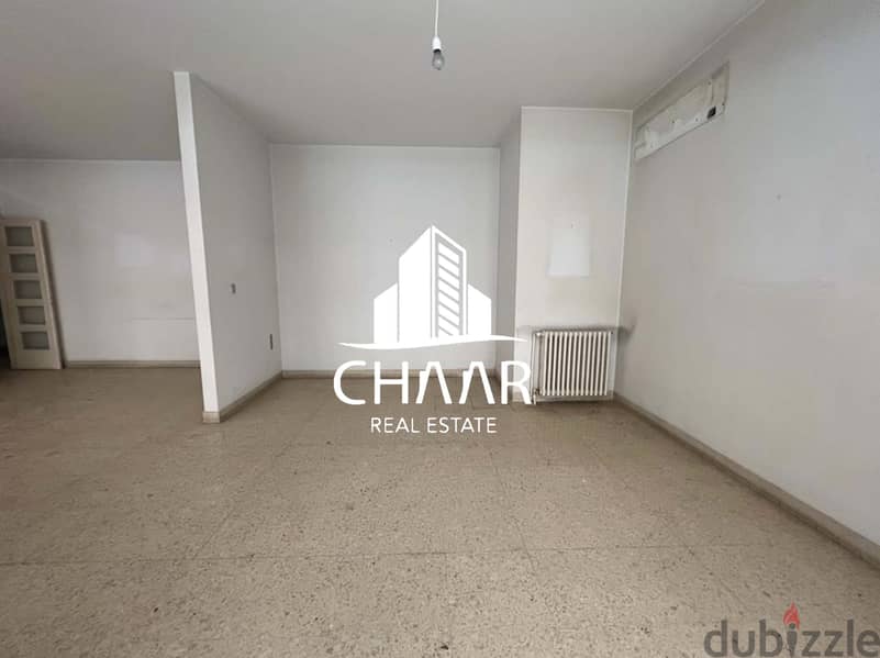 R1583 Spacious Apartment for Sale in Achrafieh 6