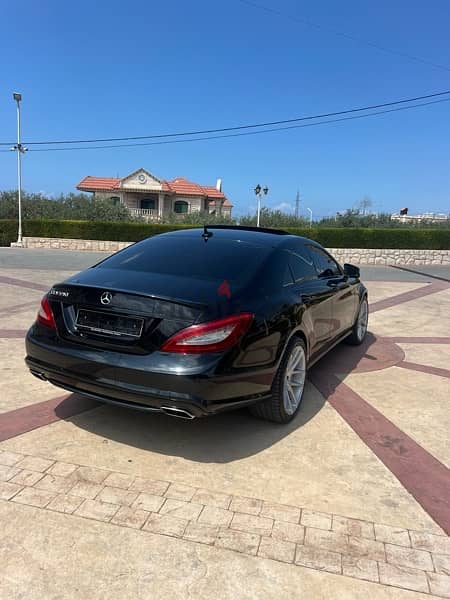 Mercedes-Benz CLS 550 twinturbo 1