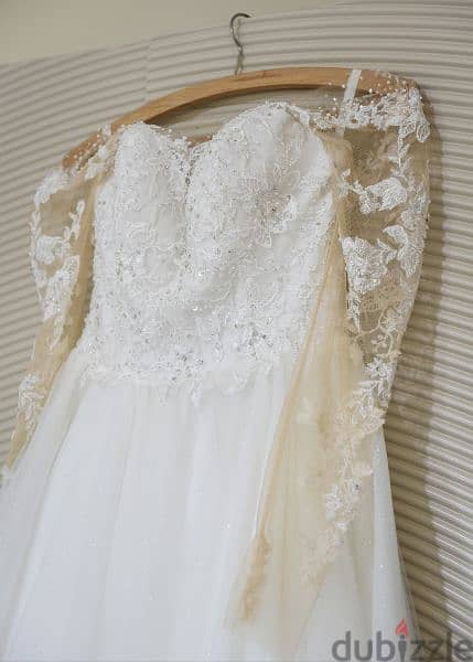 Wedding Dress , very clean, used 1 time 5